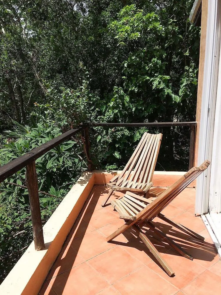 Villa Flor De Mayo Tulum 3*,